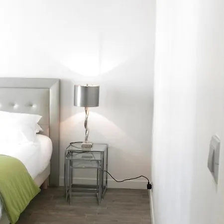 Residencia Champ De Mars 3*